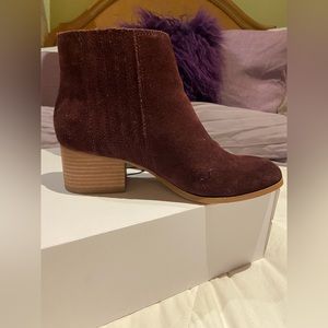 Women’s Burgundy Boots, Size 7.5
